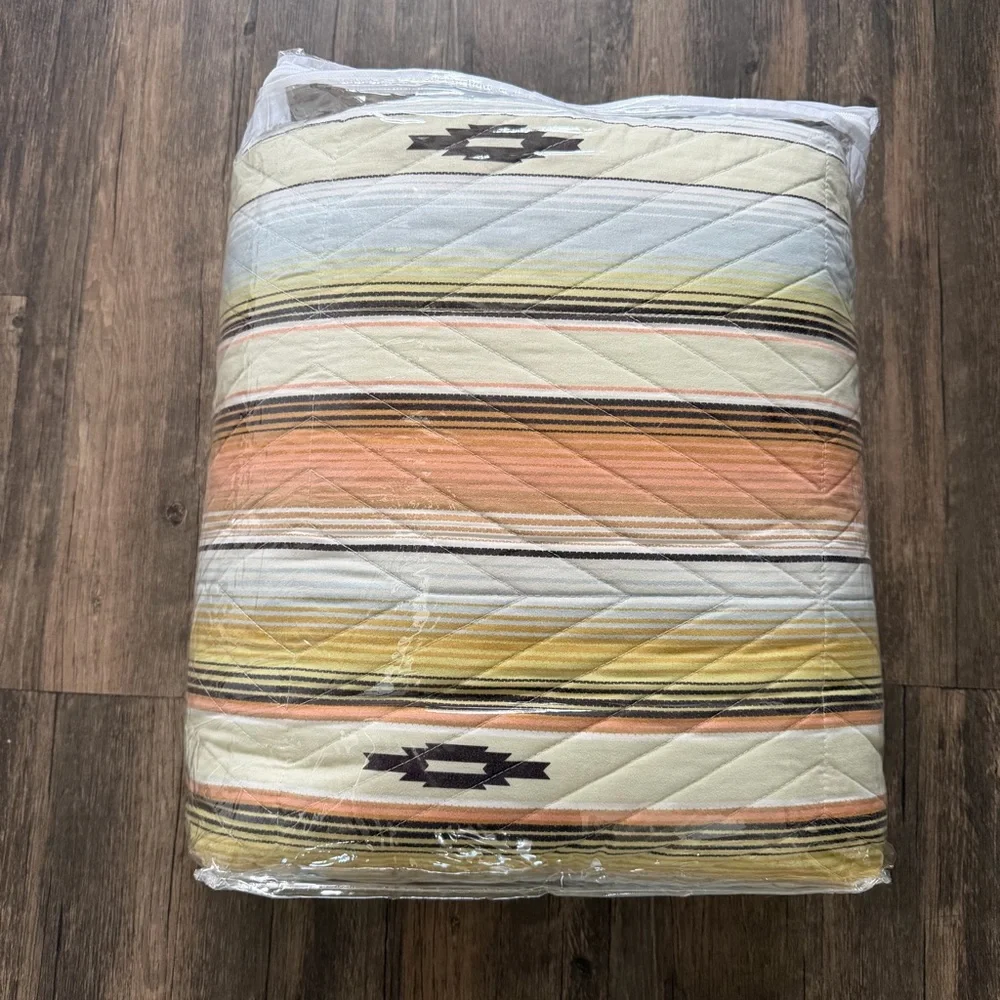 NIB Barefoot Bungalow Painted Desert Quilt Set 3 Piece Bed King Rose Bedding
